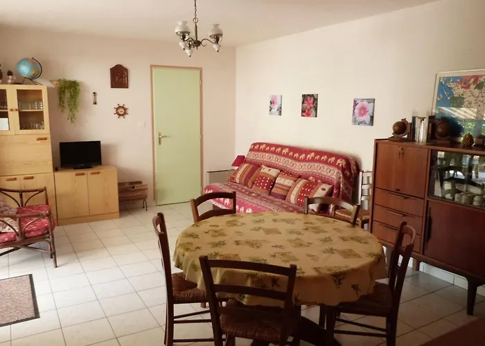 Hébergement de vacances Charmante Maison Proche Pour 5 Pers, Animaux Admis - Fr-1-194-442 *